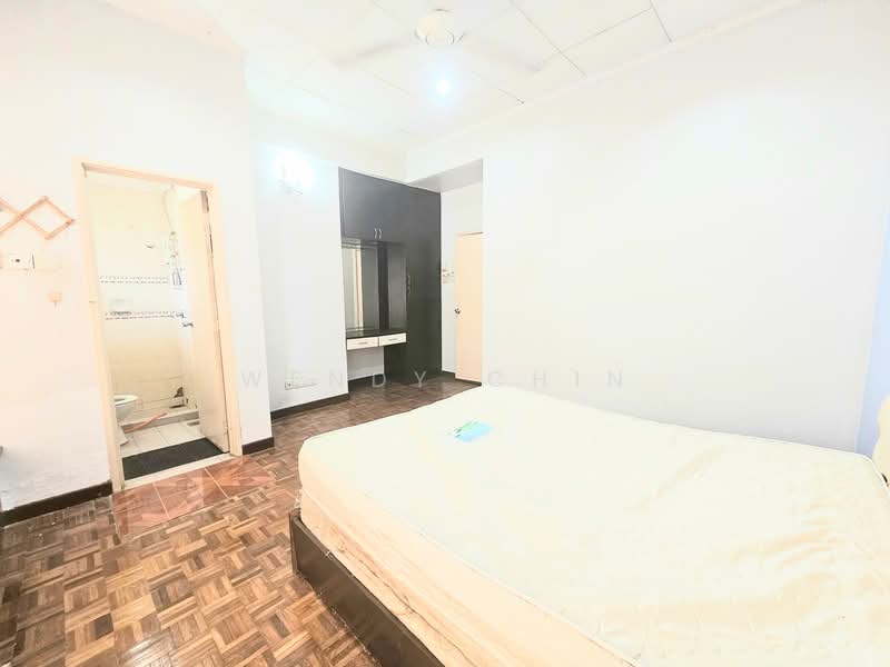 2-storey Terraced House for Sale in Taman Puchong Prima (Puchong) - Wendy Chin - Bedroom - PropertyGuru.com.my