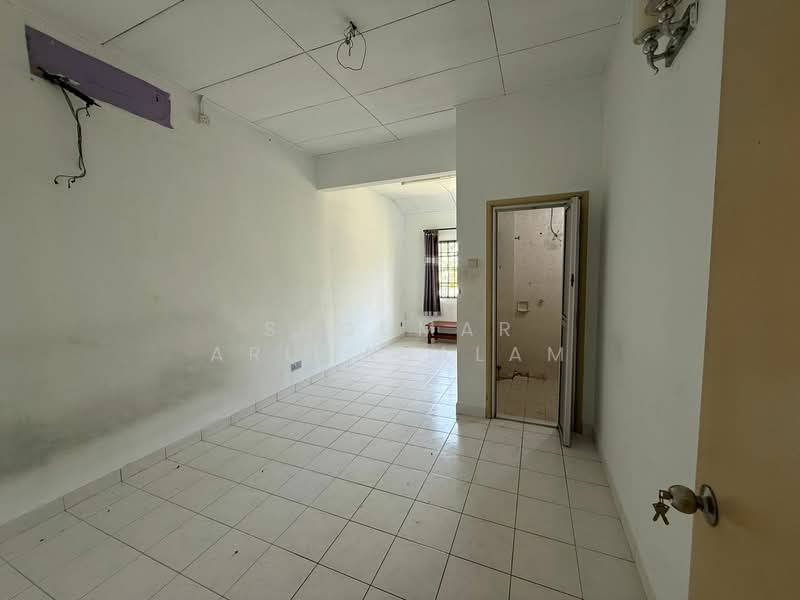 2-storey Terraced House for Sale in Bandar Bukit Puchong 2 (Puchong) - Sugumar Arunasalam - Interior - PropertyGuru.com.my