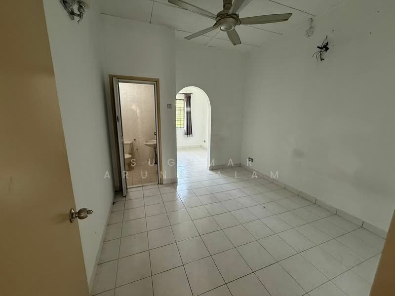 2-storey Terraced House for Sale in Bandar Bukit Puchong 2 (Puchong) - Sugumar Arunasalam - Interior - PropertyGuru.com.my