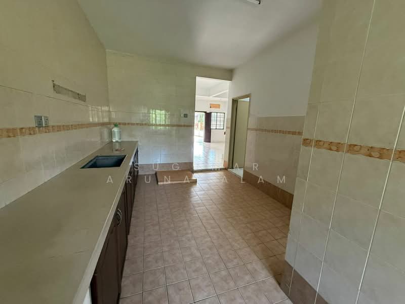2-storey Terraced House for Sale in Bandar Bukit Puchong 2 (Puchong) - Sugumar Arunasalam - Kitchen - PropertyGuru.com.my