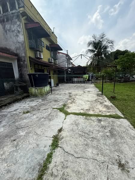 2-storey Terraced House for Sale in Bandar Bukit Puchong 2 (Puchong) - Sugumar Arunasalam - Exterior - PropertyGuru.com.my