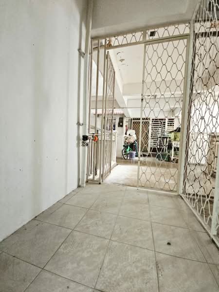 Pangsapuri untuk Dijual di Taman Seri Sari (Sunshine Garden) - Eugene Tung - Entrance - PropertyGuru.com.my