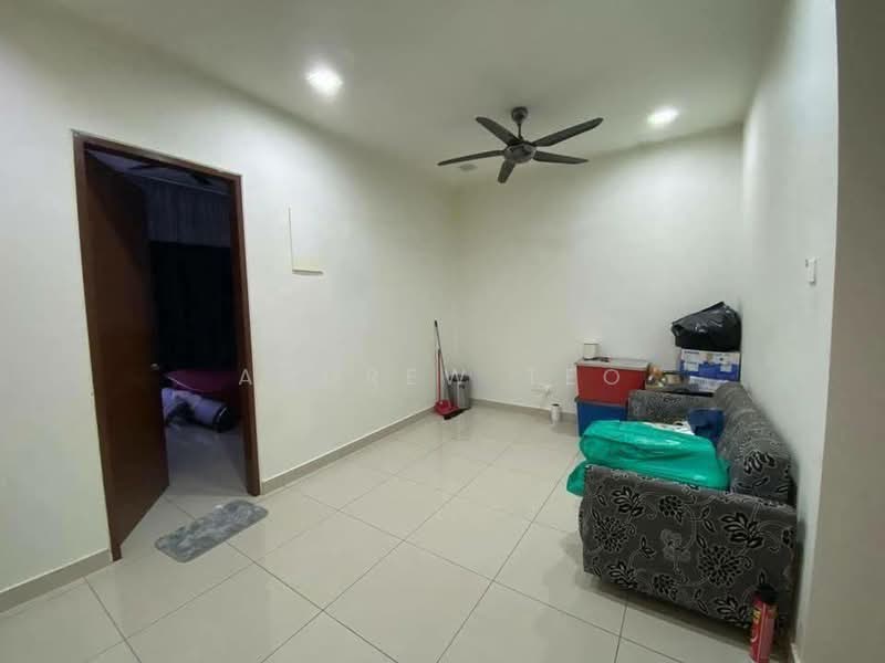 2-storey Terraced House for Sale in Taman Seri Austin (Tebrau) - Andrew Teo - Living Room - PropertyGuru.com.my