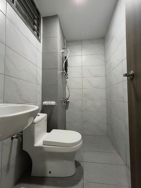 Service Residence for Sale at SKS Habitat - Alan Toh - Bathroom - PropertyGuru.com.my