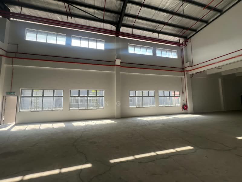 Semi-D Factory for Rent in Taman Perindustrian Cemerlang (Ulu Tiram) - Heng Hy - Interior - PropertyGuru.com.my
