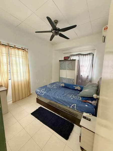 Rumah Bandar untuk Dijual di Taman Tampoi Indah (Tampoi) - Chuan Hong Kee - Bedroom - PropertyGuru.com.my