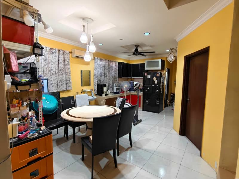 Rumah Teres 2 Tingkat untuk Dijual di Taman Wah Keong (Ipoh) - Lee Wah Yen - Kitchen - PropertyGuru.com.my