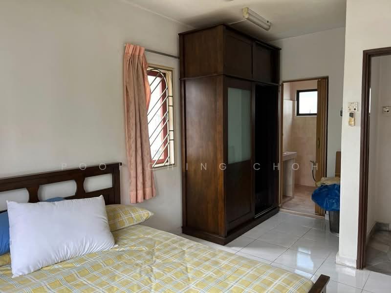 Flat for Sale at Taman Sungai Besi - Pooi Ching Choh - Bedroom - PropertyGuru.com.my