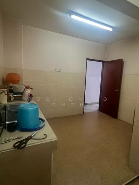 Rumah Flat untuk Dijual di Taman Sungai Besi - Pooi Ching Choh - Kitchen - PropertyGuru.com.my