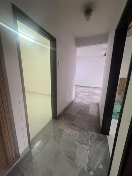 Rumah Flat untuk Dijual di Taman Sungai Besi - Pooi Ching Choh - Interior - PropertyGuru.com.my