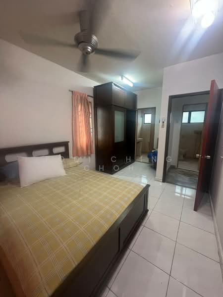 Rumah Flat untuk Dijual di Taman Sungai Besi - Pooi Ching Choh - Bedroom - PropertyGuru.com.my