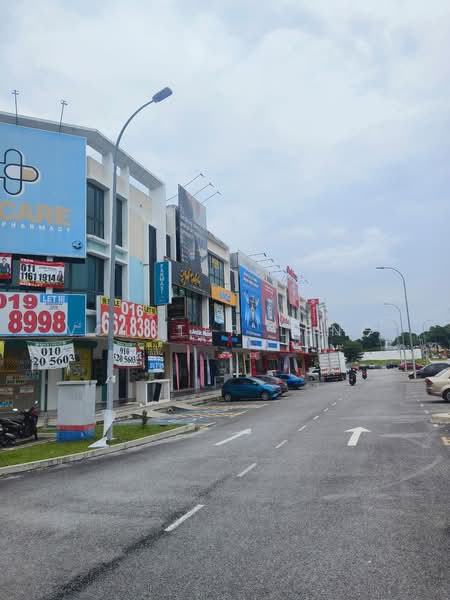 Kedai / Pejabat untuk Disewa di Bandar Seri Putra (Bangi) - Volster Leng - Exterior - PropertyGuru.com.my