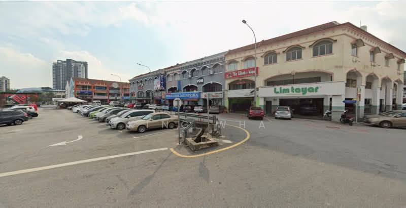 Shop for Sale in Batu Caves (Selangor) - King Wha - Exterior - PropertyGuru.com.my