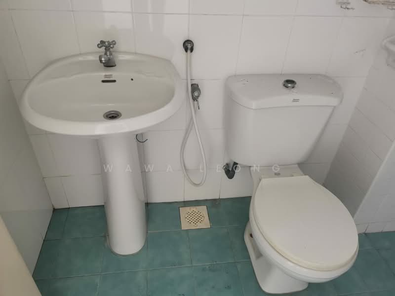 Service Residence for Sale at Metropolitan Square - Wawa Leong - Bathroom - PropertyGuru.com.my