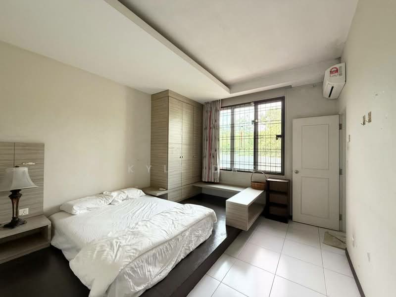 2.5-storey Terraced House for Sale in Taman Impian Emas (Skudai) - Kyle Das - Bedroom - PropertyGuru.com.my