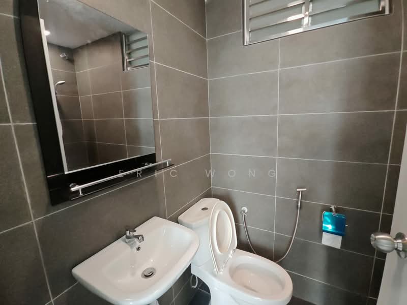 Servis Apartment untuk Disewa di Midas @ Seri Alam - Eric Wong - Bathroom - PropertyGuru.com.my