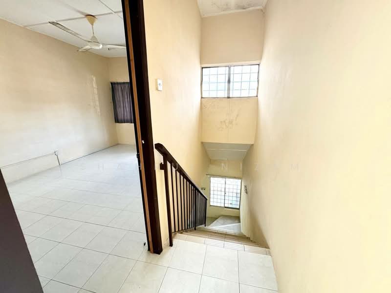 2-storey Terraced House for Sale at Taman Cheras Awana - Shahrul Nizam - Interior - PropertyGuru.com.my