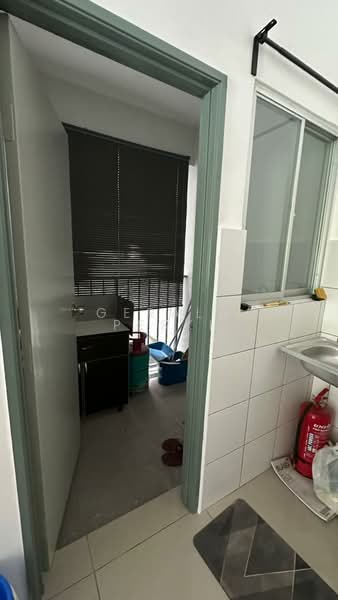 Servis Apartment untuk Dijual di The Stone - Gerald Peski - Kitchen - PropertyGuru.com.my