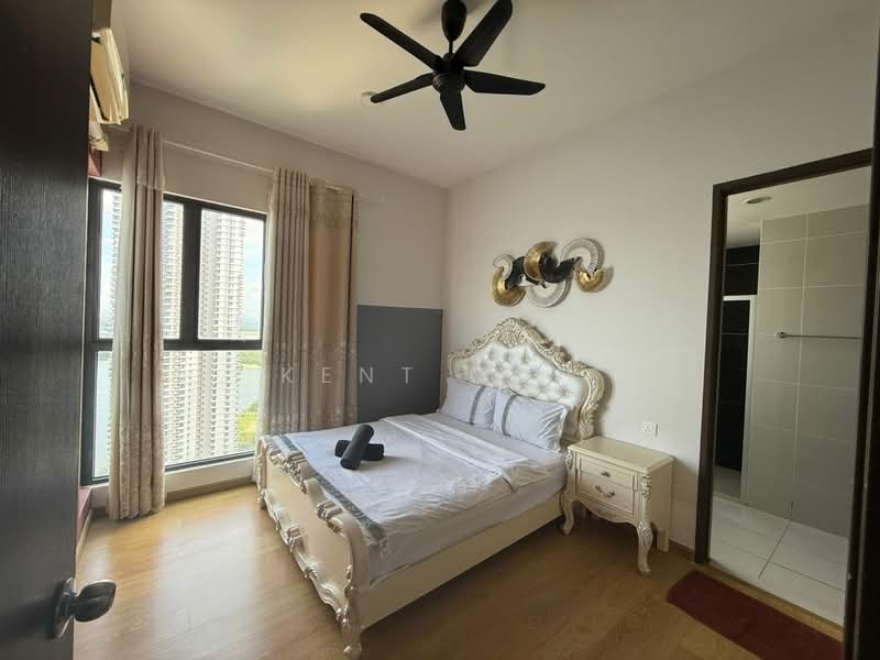 Kondominium untuk Disewa di Lovell @ Country Garden Danga Bay - Kent Koh - Bedroom - PropertyGuru.com.my