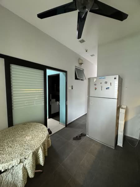 Semi-Detached House for Sale in Nusa Duta (Iskandar Puteri (Nusajaya)) - Celine Yong - Kitchen - PropertyGuru.com.my