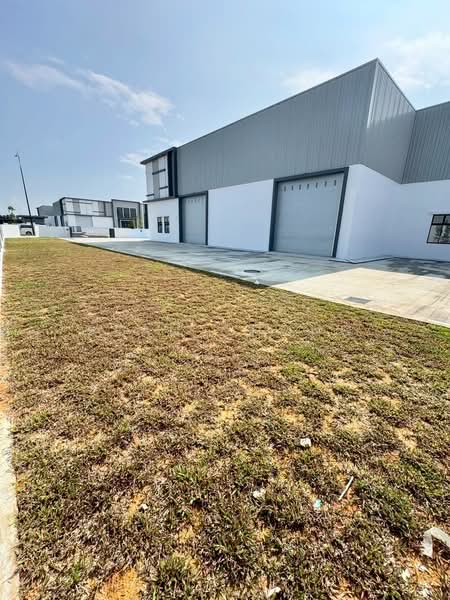 Factory for Rent in Eco Business Park 1 (Johor Bahru) - Sean Chong - Exterior - PropertyGuru.com.my