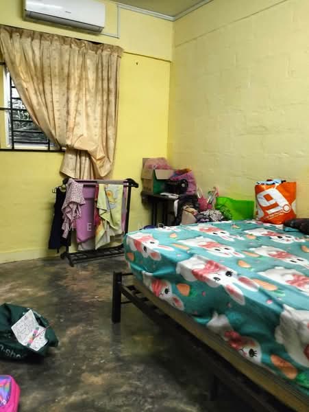 Flat for Sale at Taman Air Biru - Melinda Ee - Bedroom - PropertyGuru.com.my