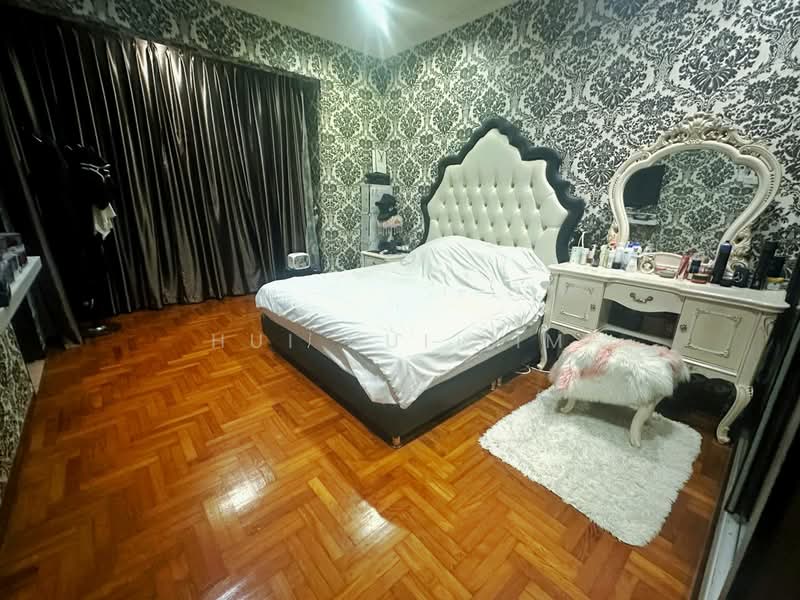 2-storey Terraced House for Sale in Johor Bahru (Johor) - Hui Hui Lim - Bedroom - PropertyGuru.com.my