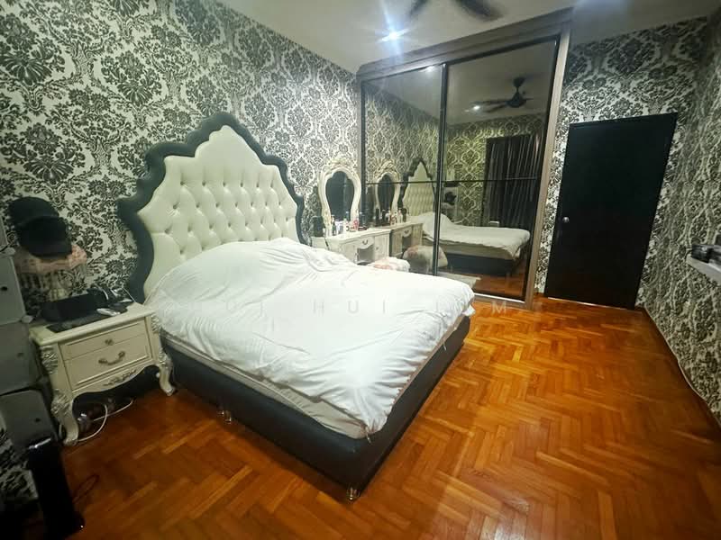 2-storey Terraced House for Sale in Johor Bahru (Johor) - Hui Hui Lim - Bedroom - PropertyGuru.com.my