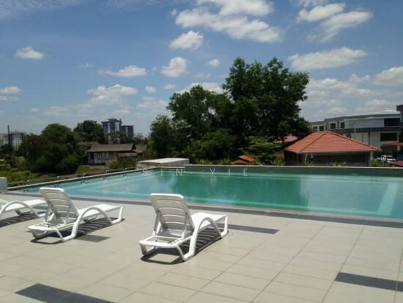 Apartment for Rent at Zennith Suites (Pangsapuri Kebun Teh) - Sin Yie - Pool - PropertyGuru.com.my