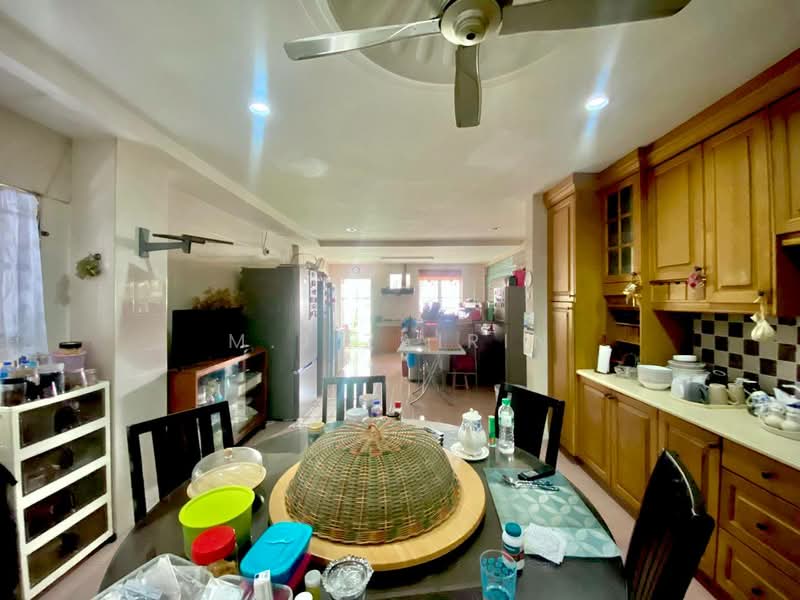 Bungalow for Sale in Taman Melawati (Ulu Kelang) - M.J Zairin - Kitchen - PropertyGuru.com.my