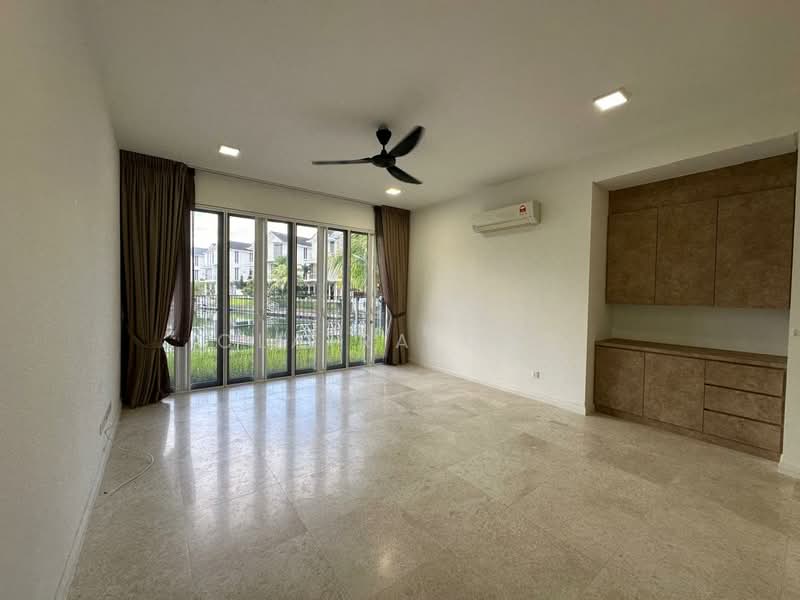 4-storey Terraced House for Sale in Johor Bahru (Johor) - Claira Ong - Living Room - PropertyGuru.com.my