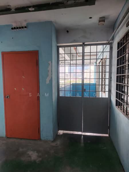 Pangsapuri untuk Dijual di Apartment Sri Rakyat - Sam Phang - Exterior - PropertyGuru.com.my