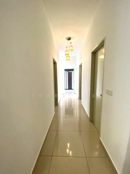 Kondominium untuk Disewa di Topaz Residence - Terry Yee - Corridor - PropertyGuru.com.my