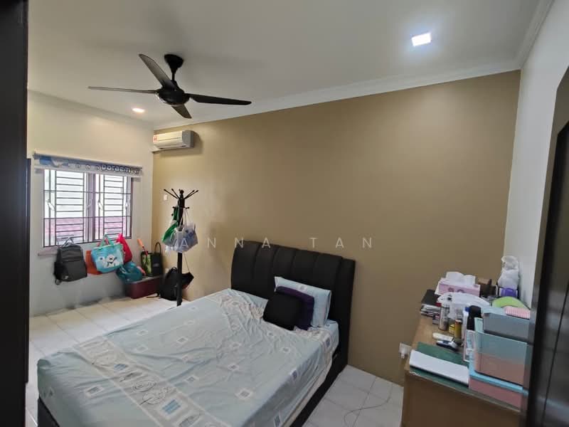 Rumah Teres 2 Tingkat untuk Dijual di Kota Kemuning (Shah Alam) - Anna Tan - Bedroom - PropertyGuru.com.my
