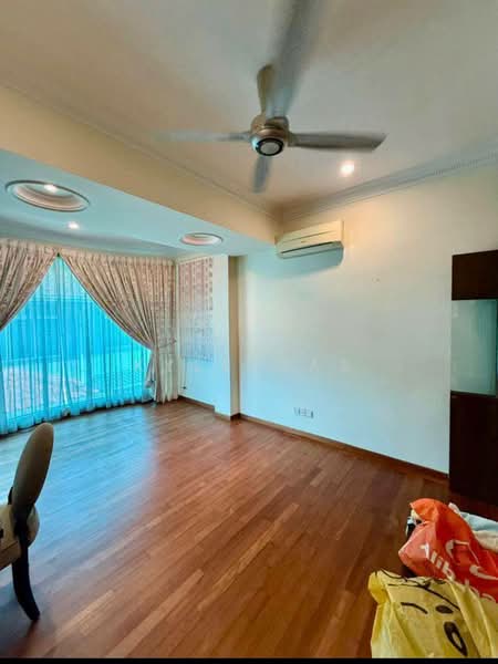 Rumah Berkembar untuk Dijual di Taman Perling (Perling) - Kyle Das - Living Room - PropertyGuru.com.my