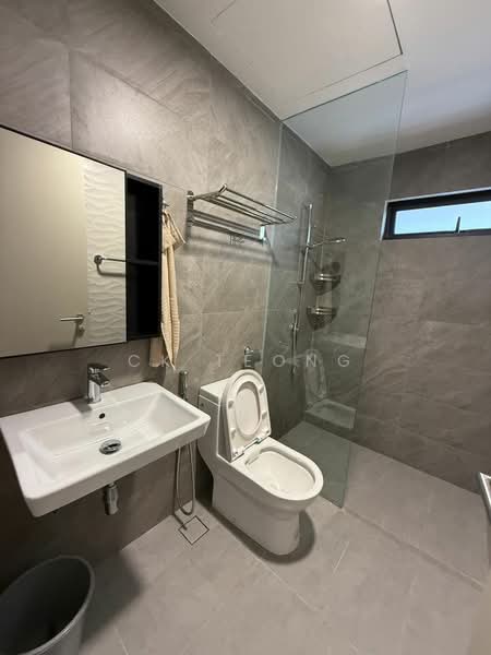 Kondominium untuk Disewa di Quinn Residence - CK Teong - Bathroom - PropertyGuru.com.my