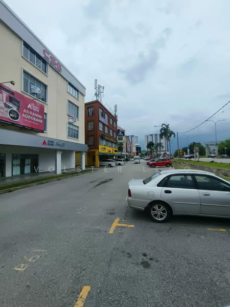 Kedai / Pejabat untuk Disewa di Reko Sentral (Kajang) - Volster Leng - PropertyGuru.com.my