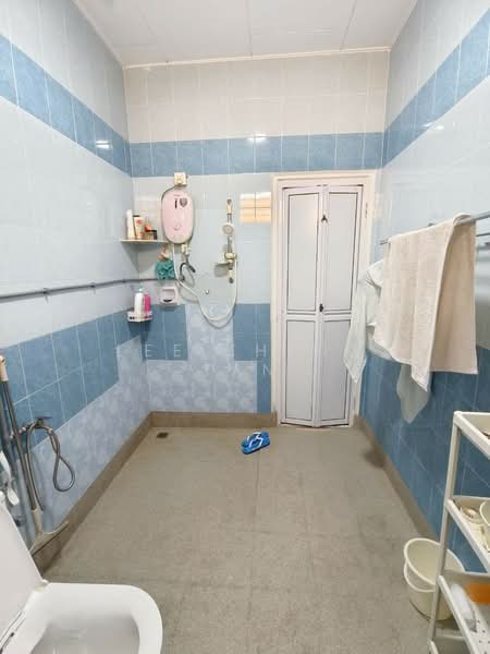 Tanah Kediaman untuk Dijual di Butterworth (Penang) - Lee Kheng Tan - Bathroom - PropertyGuru.com.my