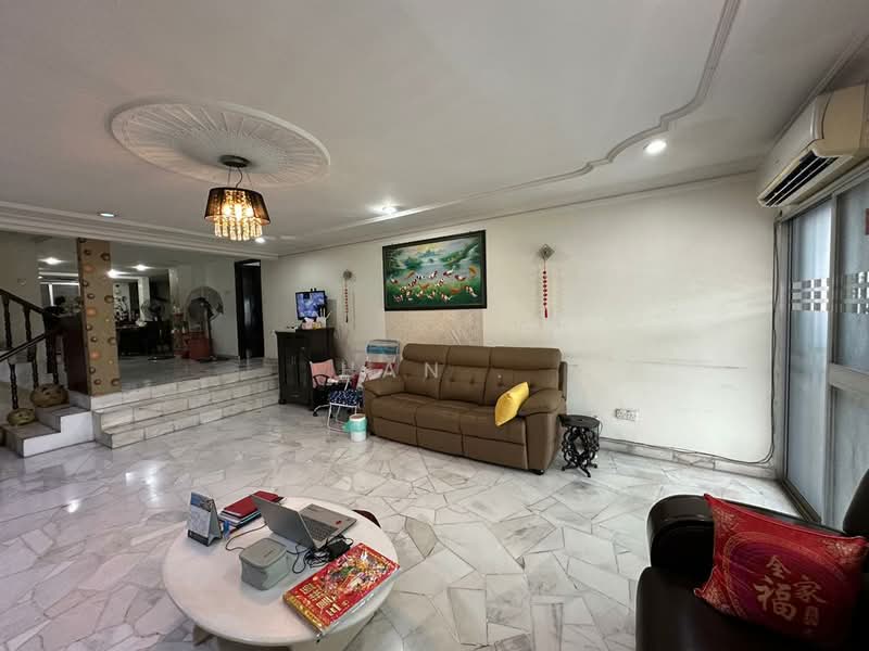Rumah Teres 2 Tingkat untuk Dijual di Taman Overseas Union (Taman Oug) (Jalan Klang Lama (Old Klang Road)) - Han . - Living Room - PropertyGuru.com.my