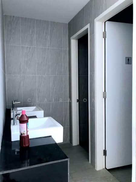 Factory for Sale in Eco Business Park 2 Senai (Senai) - Claira Ong - Bathroom - PropertyGuru.com.my