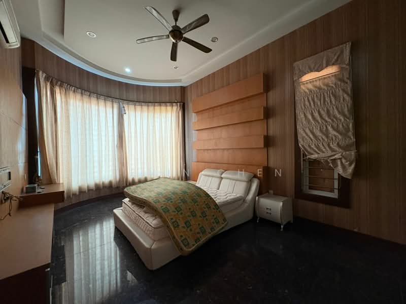 Bungalow for Rent in Bandar Mahkota Cheras (Cheras) - Kevin Chen - Bedroom - PropertyGuru.com.my