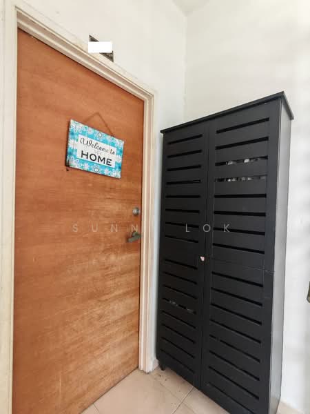 Pangsapuri untuk Dijual di Idaman Iris - Sunny Lok - Entrance - PropertyGuru.com.my
