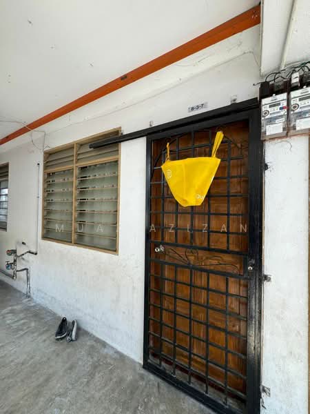 Rumah Flat untuk Dijual di Taman Teluk Kumbar - Muaz Azizan - Exterior - PropertyGuru.com.my