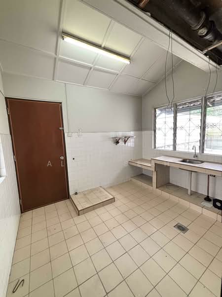 Rumah Berkembar untuk Dijual di Damansara Jaya (Petaling Jaya) - Alvin Seah - Kitchen - PropertyGuru.com.my