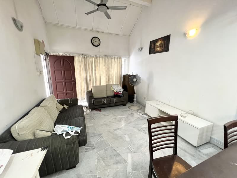 1.5-storey Terraced House for Rent in Usj 11 (Subang Jaya) - Eugene Choy - Living Room - PropertyGuru.com.my