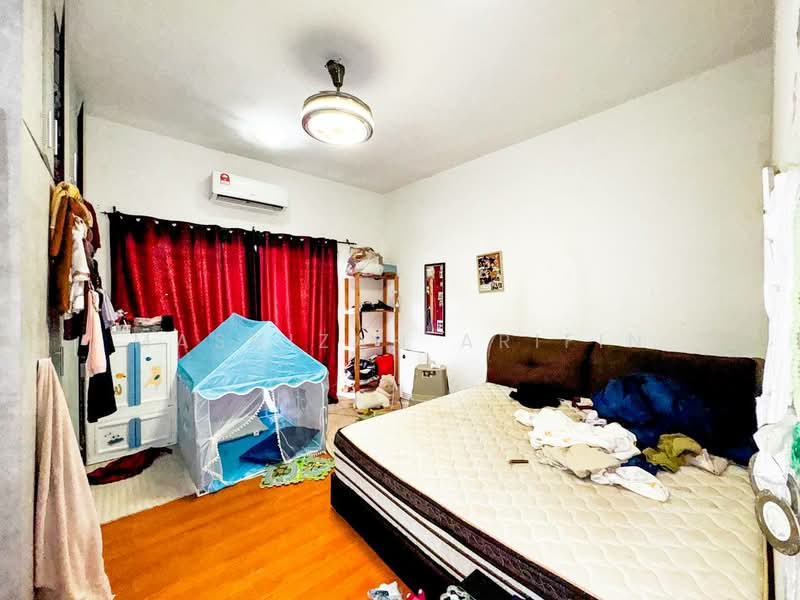 Rumah Teres 3 Tingkat untuk Dijual di Batu Caves (Selangor) - Masnizah Arifin - Bedroom - PropertyGuru.com.my