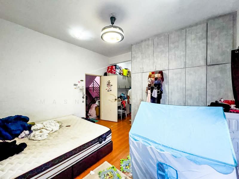 Rumah Teres 3 Tingkat untuk Dijual di Batu Caves (Selangor) - Masnizah Arifin - Bedroom - PropertyGuru.com.my