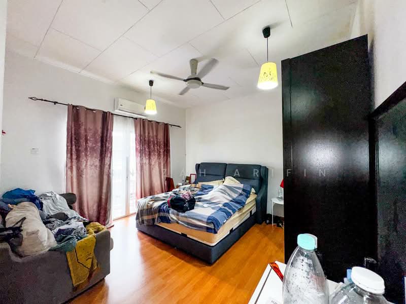 Rumah Teres 3 Tingkat untuk Dijual di Batu Caves (Selangor) - Masnizah Arifin - Bedroom - PropertyGuru.com.my