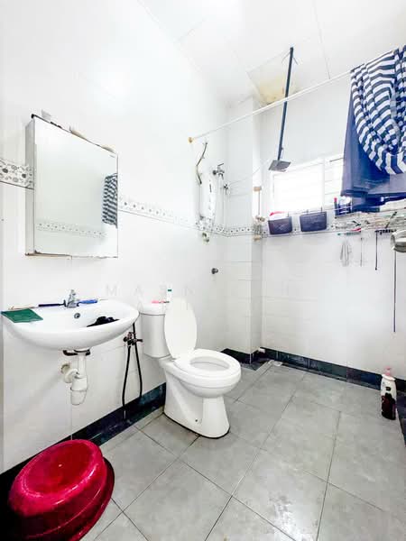Rumah Teres 3 Tingkat untuk Dijual di Batu Caves (Selangor) - Masnizah Arifin - Bathroom - PropertyGuru.com.my