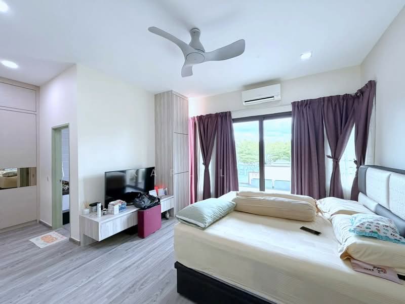 Cluster House for Sale in Nusa Duta (Iskandar Puteri (Nusajaya)) - Karl Lim - Bedroom - PropertyGuru.com.my